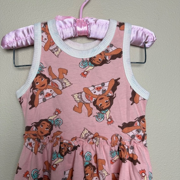 Girls Bundle of Disney Princess 5T dresses - Picture 2 of 12